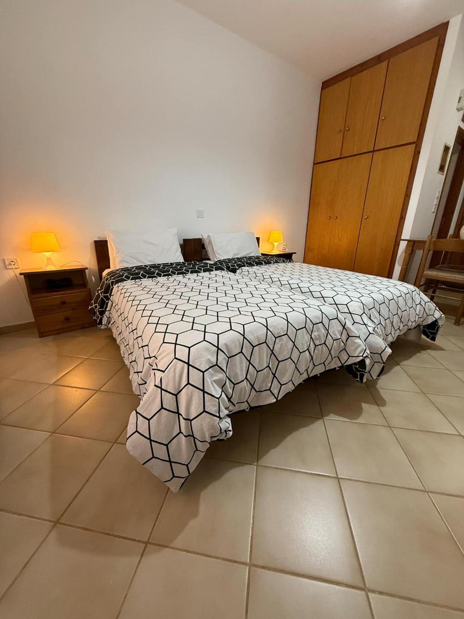 Evita Luxury Apartments Spilia  ภายนอก รูปภาพ